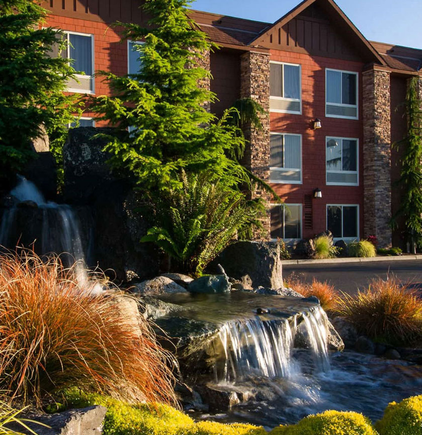 Welcome to the Olympic Lodge Hotel in Port Angeles, WA